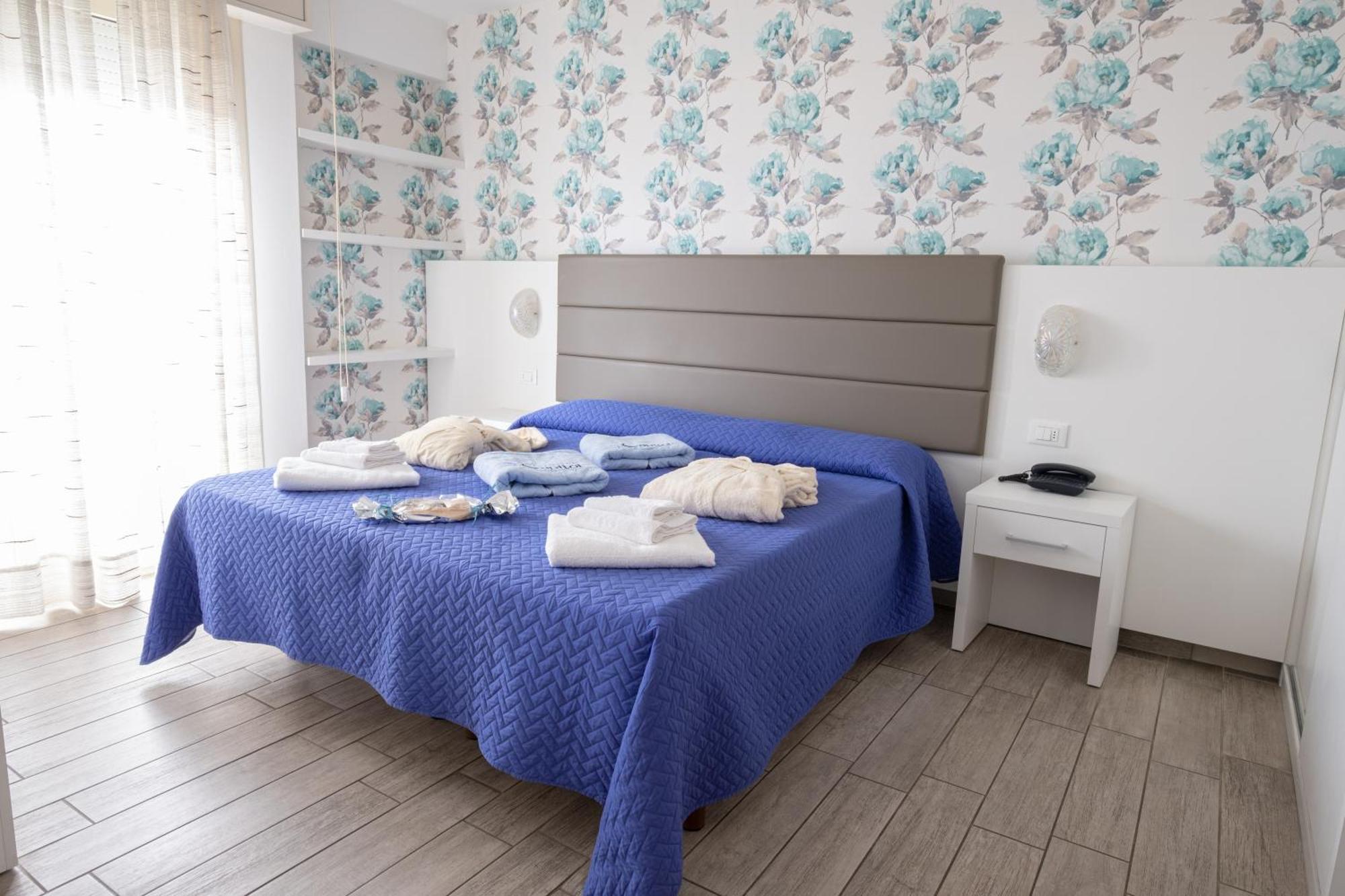 Hotel Capitol Gatteo a Mare Kültér fotó